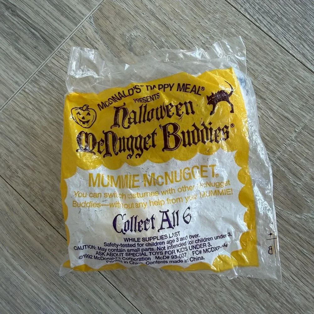 Vintage 1992 McDonald's Halloween McNugget Buddies Mummie Happy Meal Toy NIP